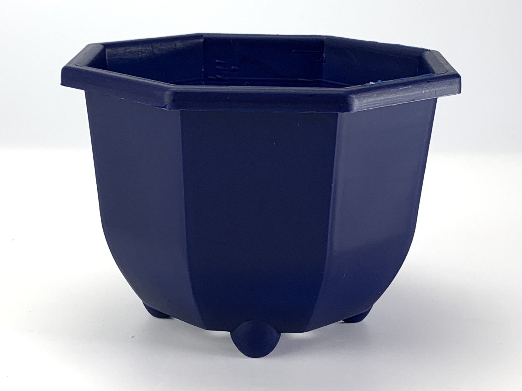 プラ鉢 4号 八角鉢 青 4RK 幅11.9cm×高さ8.9cm の販売｜盆栽妙 – 盆栽