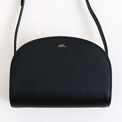 A.P.C. アーペーセー ハーフムーンバッグ エンボスレザー 23202102239