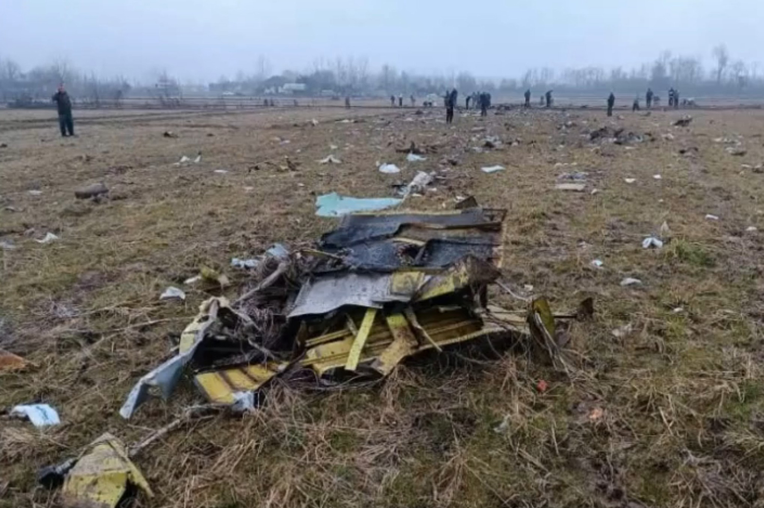 Crash of a Rockwell Grand Commander 690 in Kenarsar: 3 killed