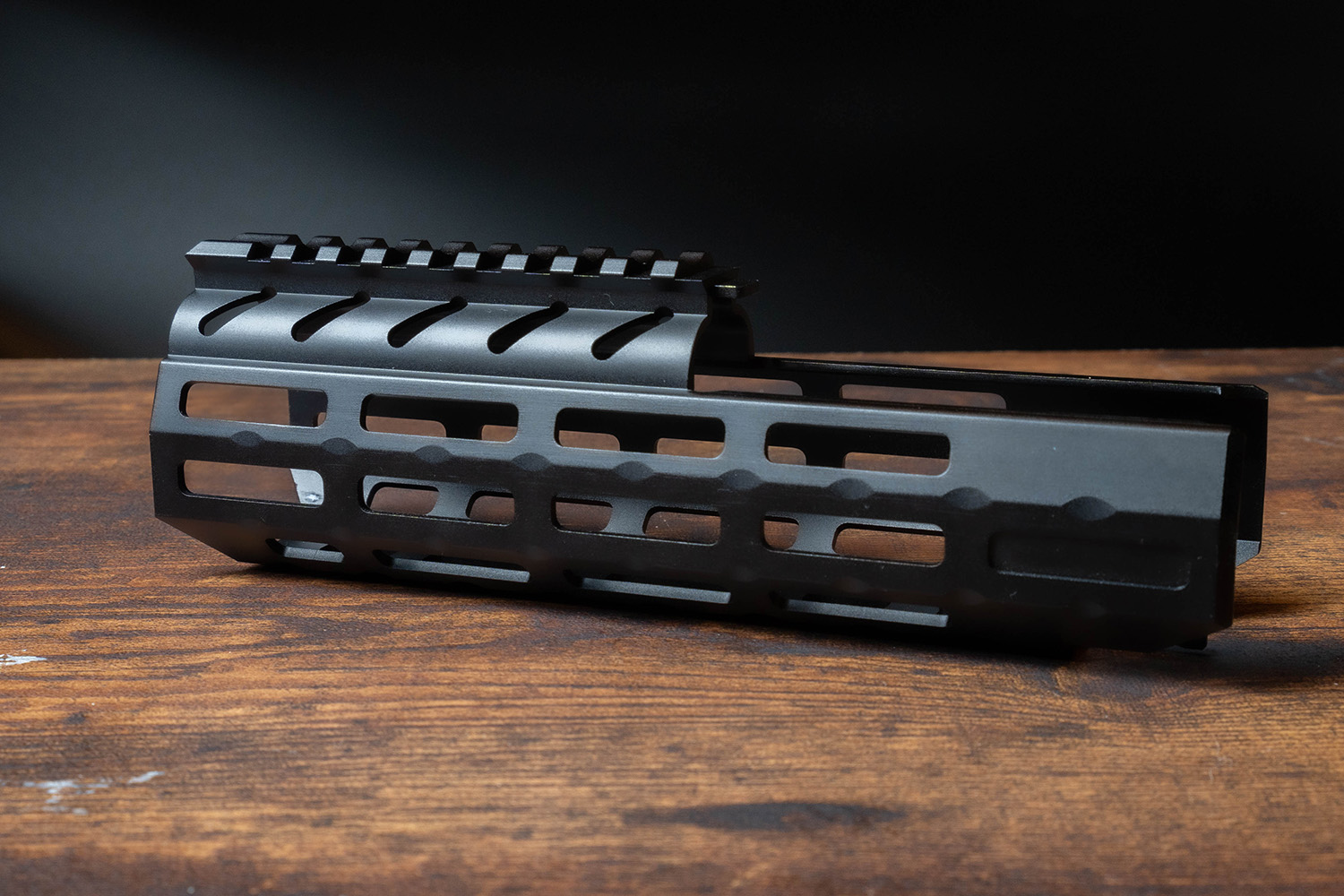 RGW MI タイ MIDWEST INDUSTRIES8.5インチ M-LOK ハンドガード APFG