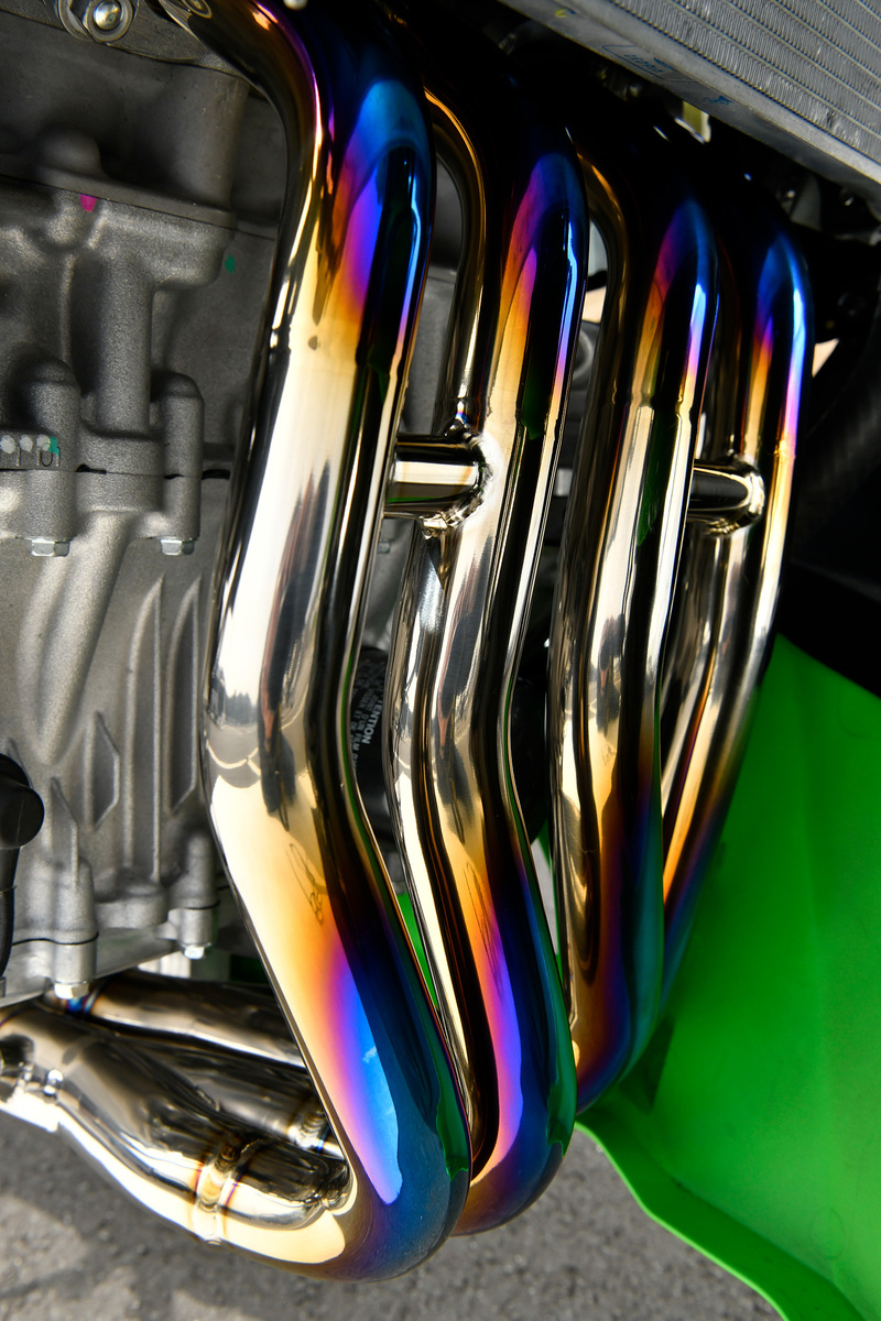 CORSA-EVOⅡ ヒートチタン フルエキゾースト：ZX-4RR / ZX-4R SE：2023