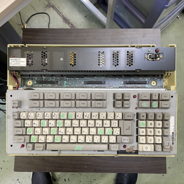 富士通FM-7のキーボード不良（入力反応）を修理しました｜BEEP