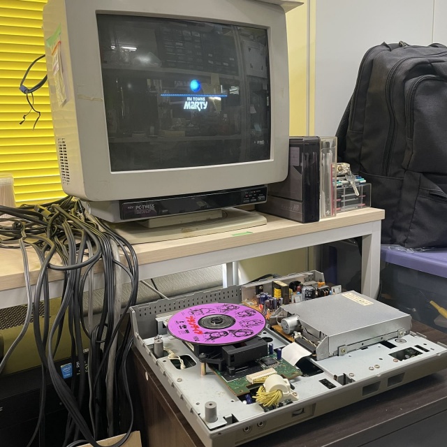 BEEP修理班】FM TOWNS MARTY モデル2の電源修理とオーバーホールをしま