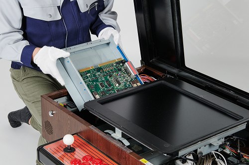 4月12日出品終了】テーブル筐体 18インチ(ブラウン管) アーケード 18