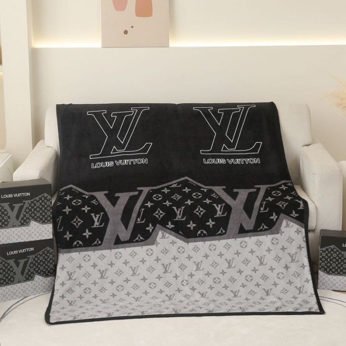 Dior ディオール Chanel シャネル ブランドひざ掛け Tiffany Lv ルイ