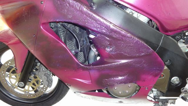 ZX-9R買取査定事例｜状態劣悪の2000年式を10万円