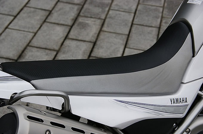 ヤマハ XT250X – 都会でスポーツするストリートバイクの新しい形 試乗