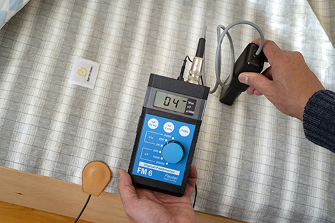 電磁波除去装置 エルマクリーンⅡ（プラグインアース） 特別価格で速攻