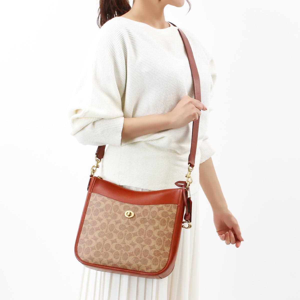 コーチ ショルダーバッグ/クロスボディ バッグ レディース シェーズ