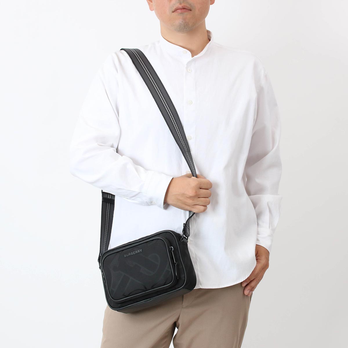 バーバリー ショルダーバッグ/クロスボディ バッグ メンズ パディ TB