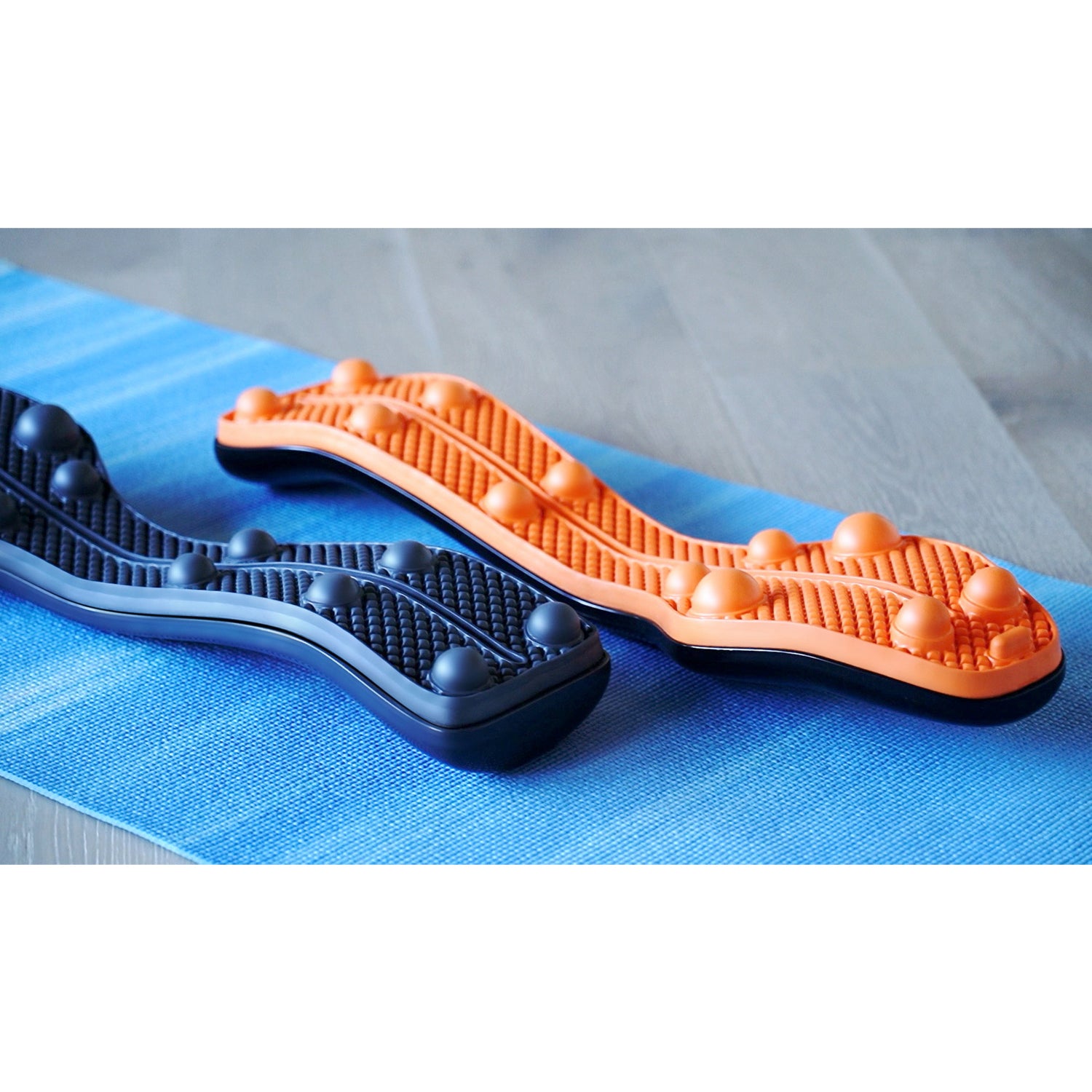 Trigger Point Rocker - Posture Corrector – Brookstone