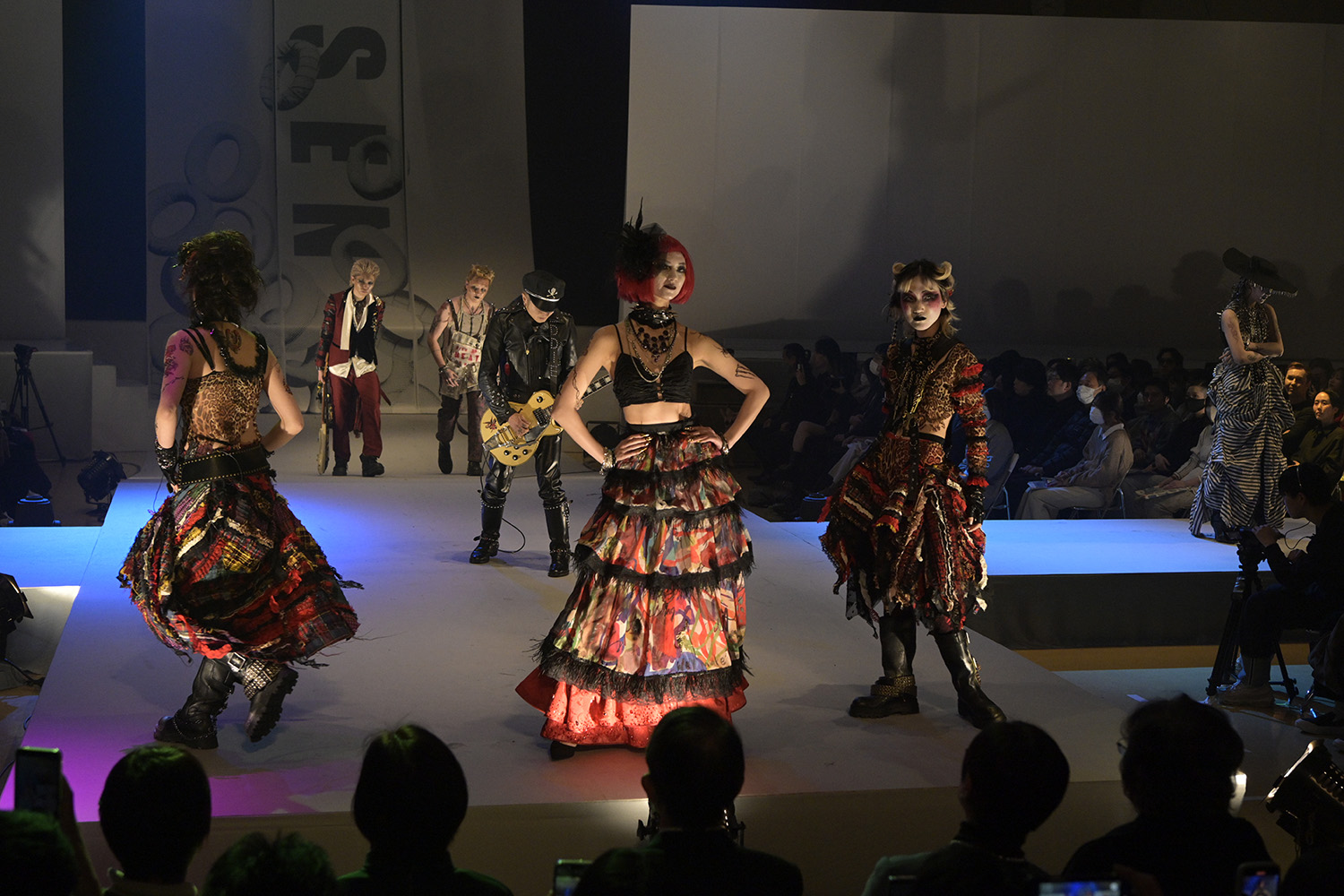 更新】2／25（火）開催の文化服装学院ファッション高度専門士科卒業