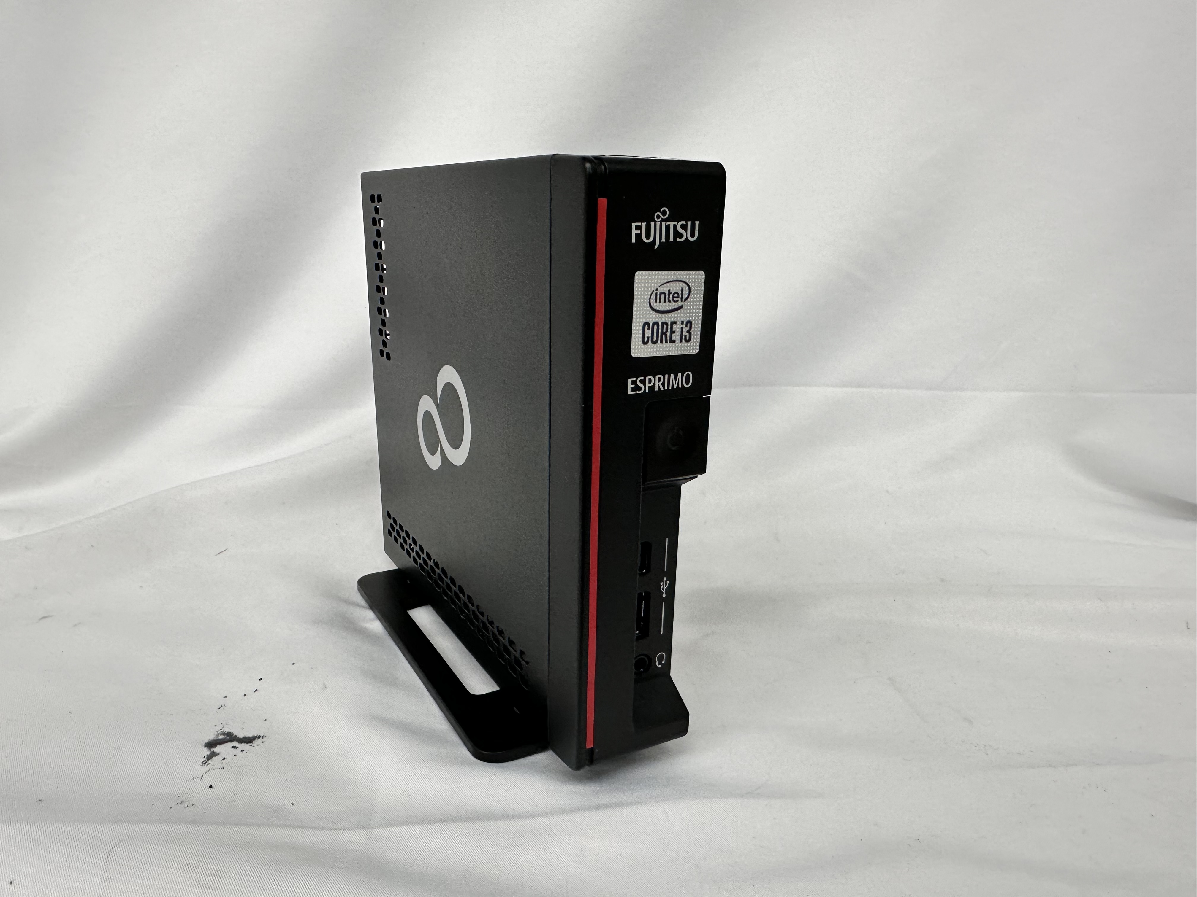 FUJITSU ESPRIMO G9010/H - パソコン専門店 バスアンドタグ