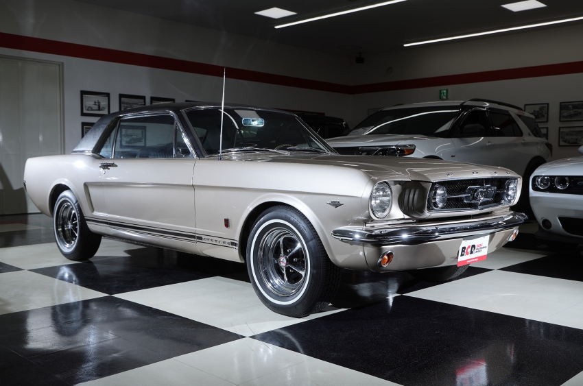 BUBU×アメ車ワールド” 1965年モデル フォード マスタング GT 2ドア