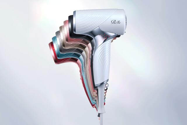 今期大注！最新小型ドライヤーRefaから登場☆軽さ280gでツヤ髪仕上げ