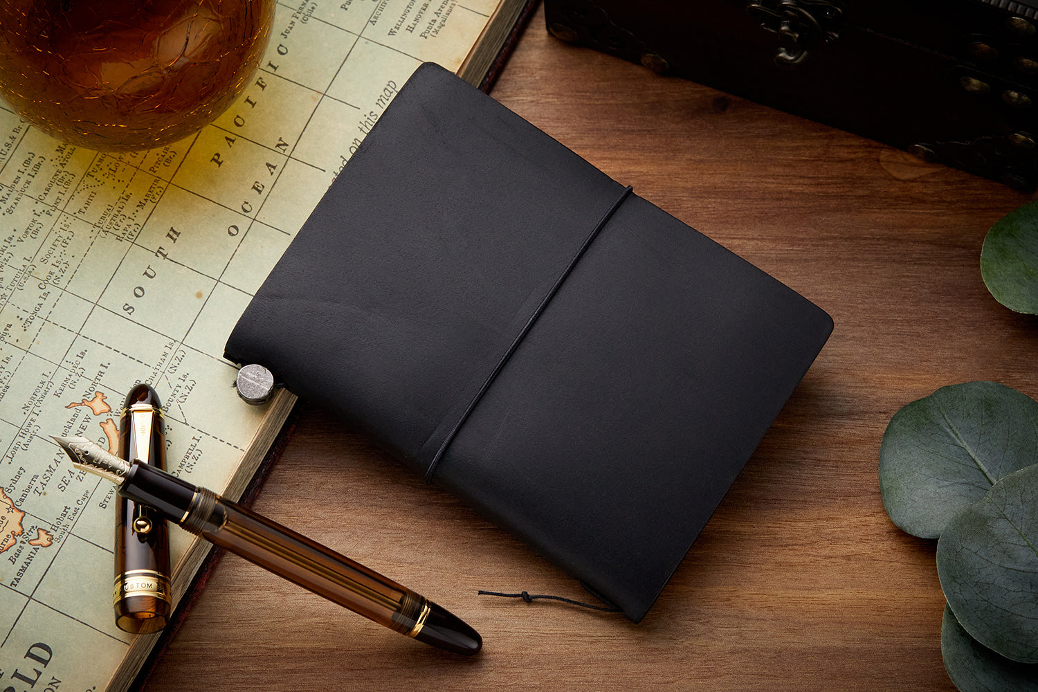 Traveler's Notebook - Black (Passport) - The Goulet Pen Company