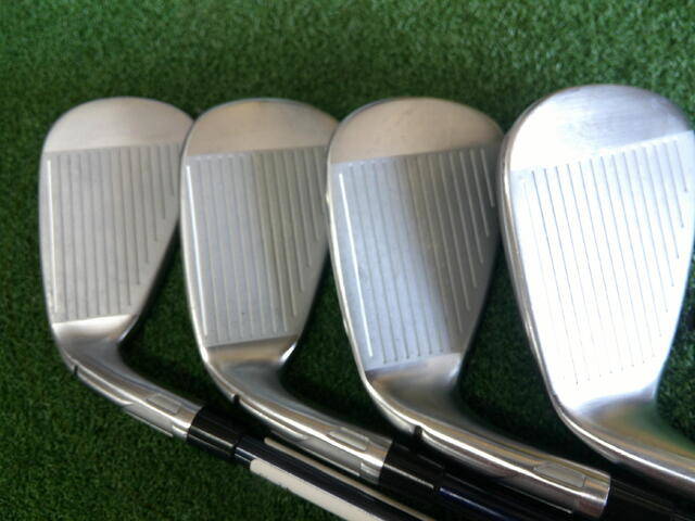 TaylorMade テーラーメイド 中古アイアンセット Qi 7本の商品詳細