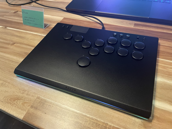 レバーレスアケコンから新キーボード軸まで充実の内容！「Razer」新