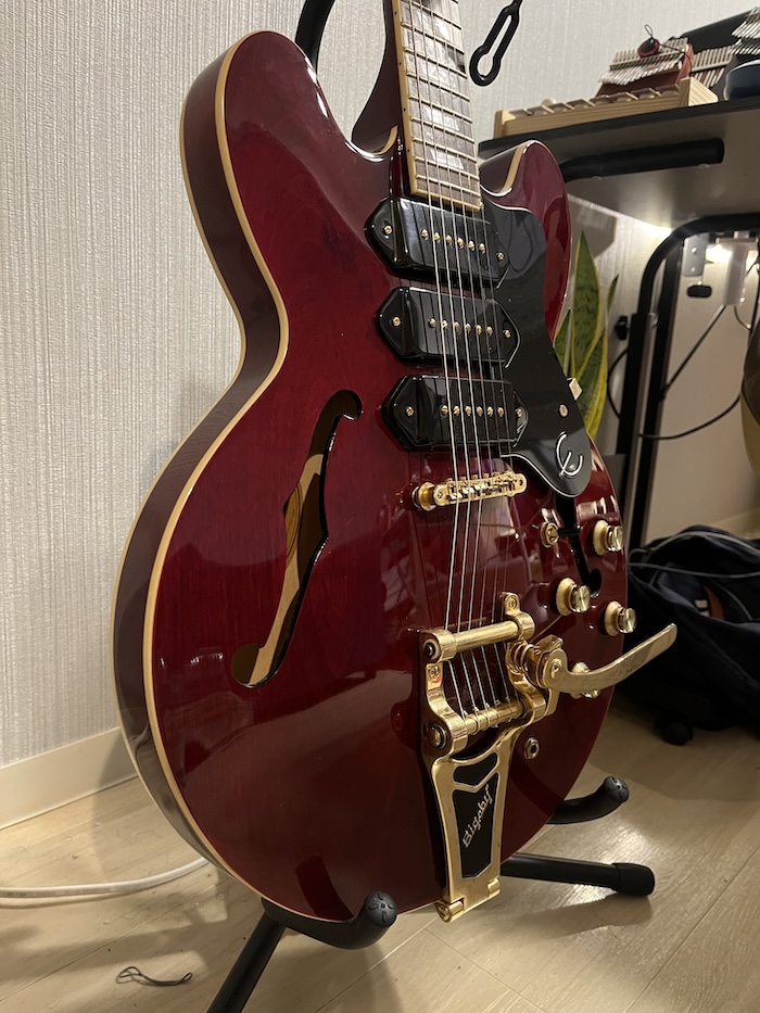 Epiphone Riviera Custom P93というマイナーなギターのスペック等