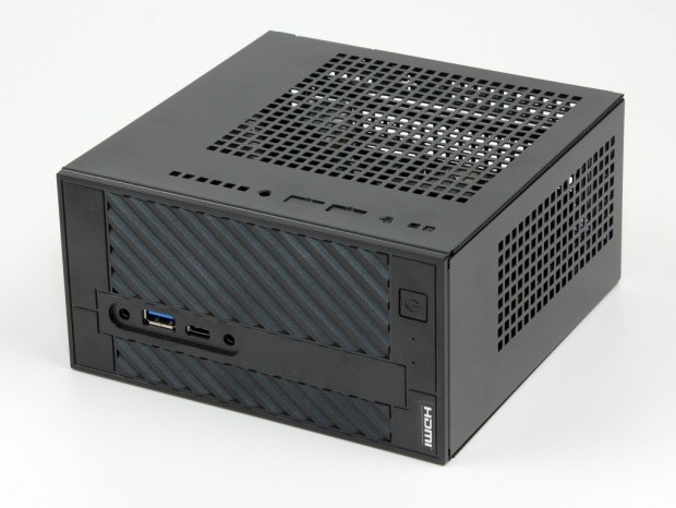 GPU性能に自信あり。Mini-STX初のRyzen対応ベアボーンキットASRock