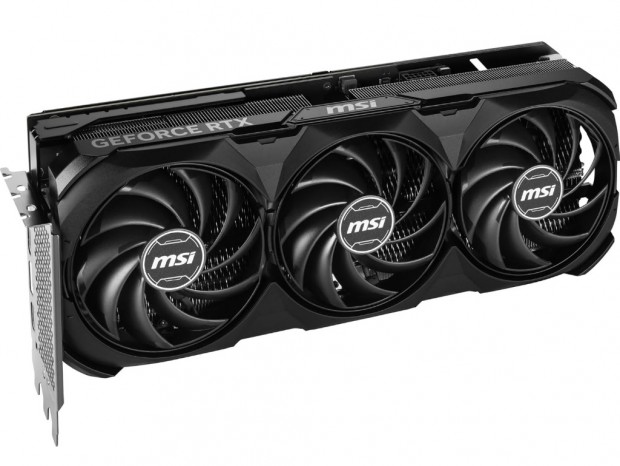 ブラックカラーのオリジナルトリプルファンクーラーを搭載するGeForce