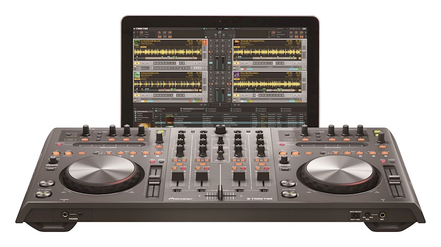 Rent a Pioneer DDJ-T1 dj cont, from € 35,00 from Michel in Liège