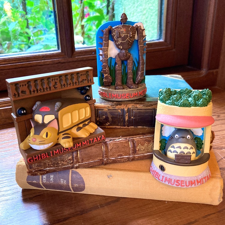 ジブリ美術館オリジナル レリーフマグネット トトロのニセ受付｜三鷹の