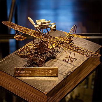 ジブリ美術館オリジナルエッチング 「タイガーモス 1/144」｜三鷹の森