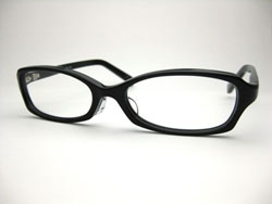 アンジェラ・アキも愛用の Opticien Loyd（オプティシャン ロイド