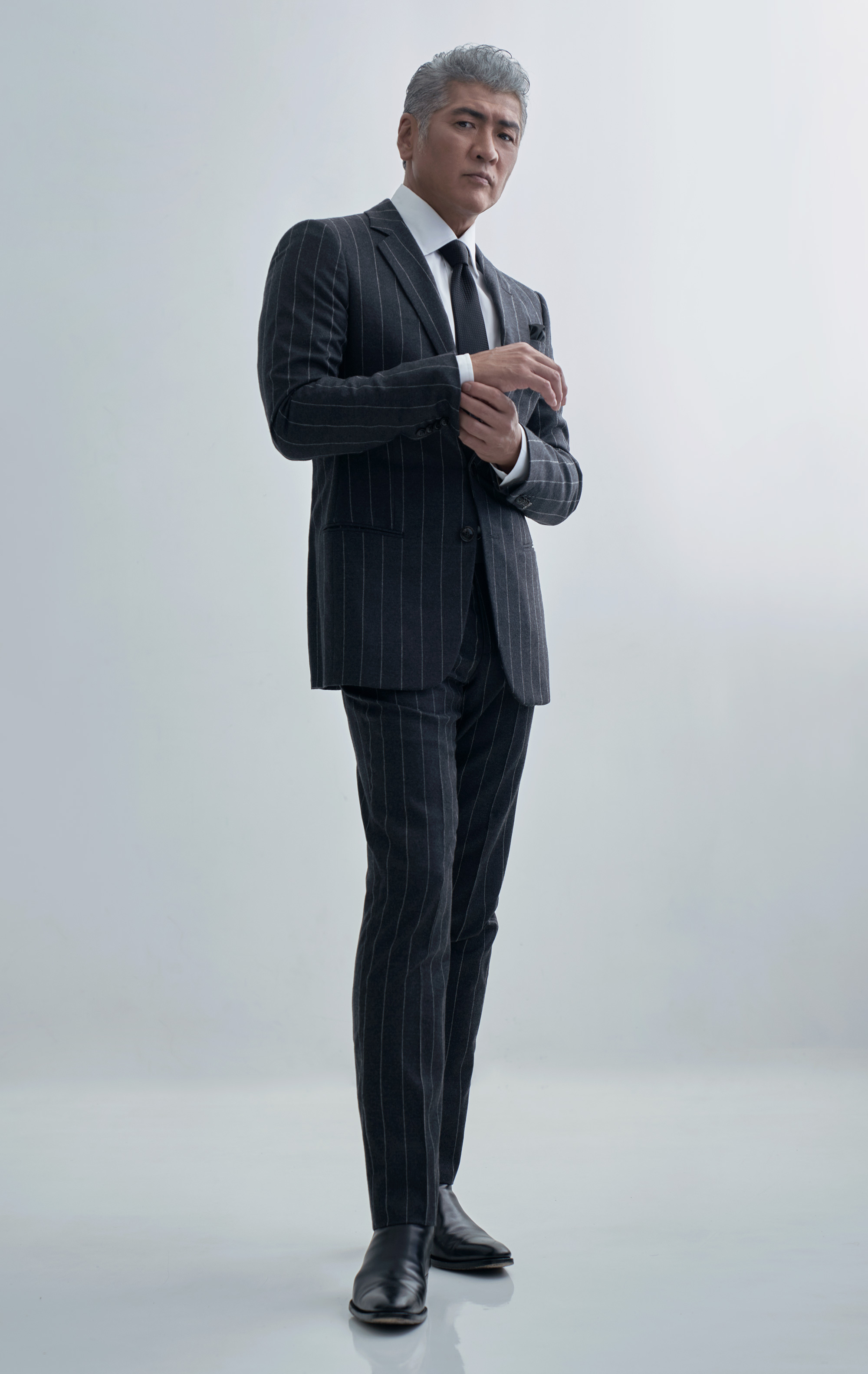 吉川晃司に“Hold you again”といわせたジョルジオ アルマーニの