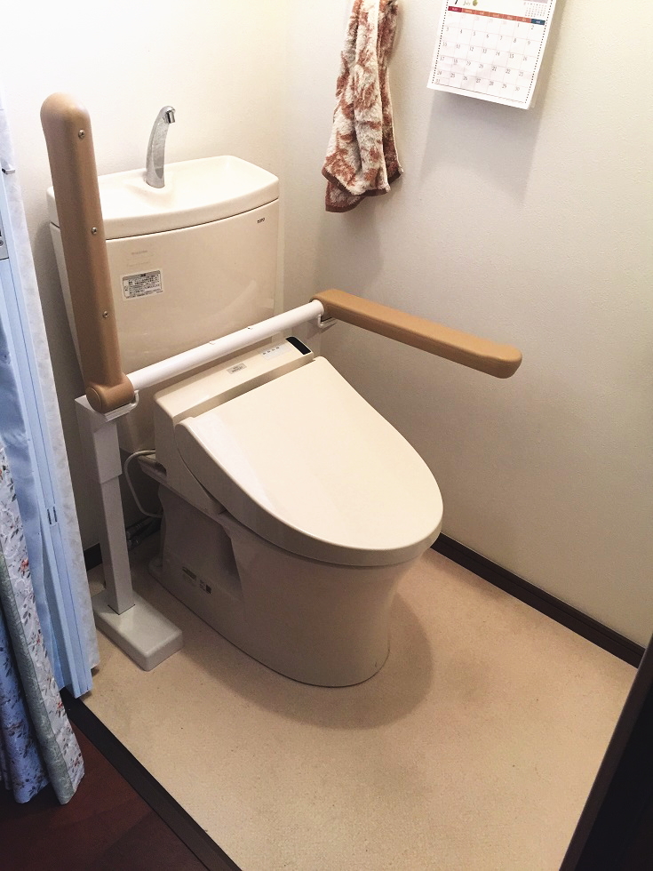 トイレ用手すりの通販 跳ね上げ式 TOTO EWCS782R