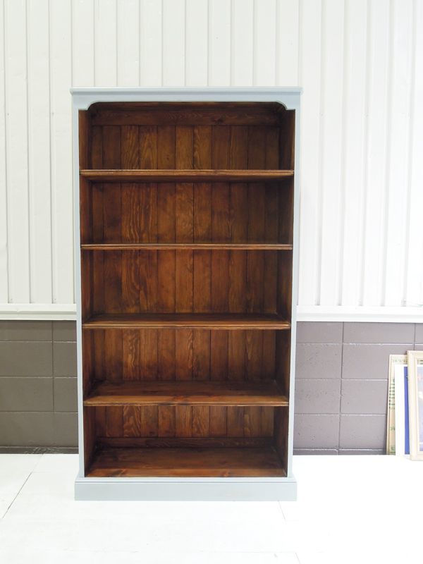 雑貨屋さんの陳列棚としてオーダーメイドブックシェルフ1800