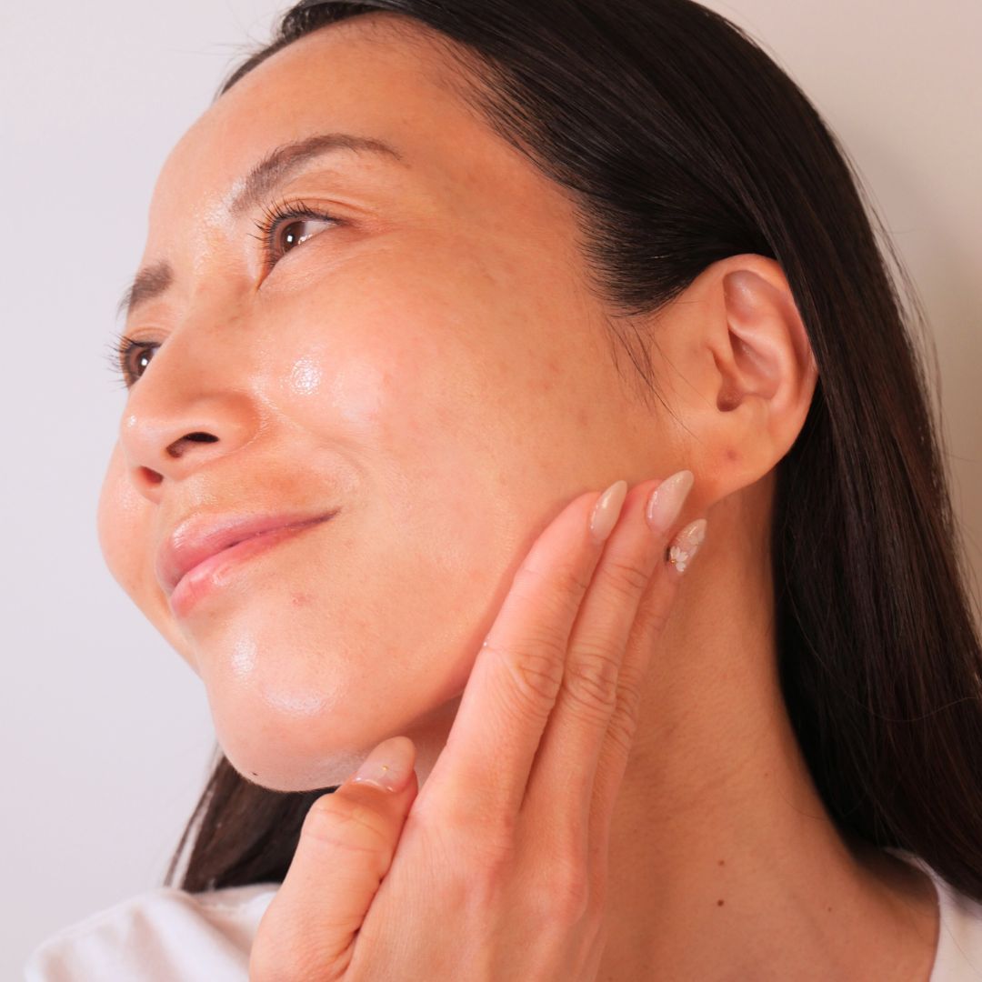 GRATiAE リプレニッシュ アイセラム 30mL