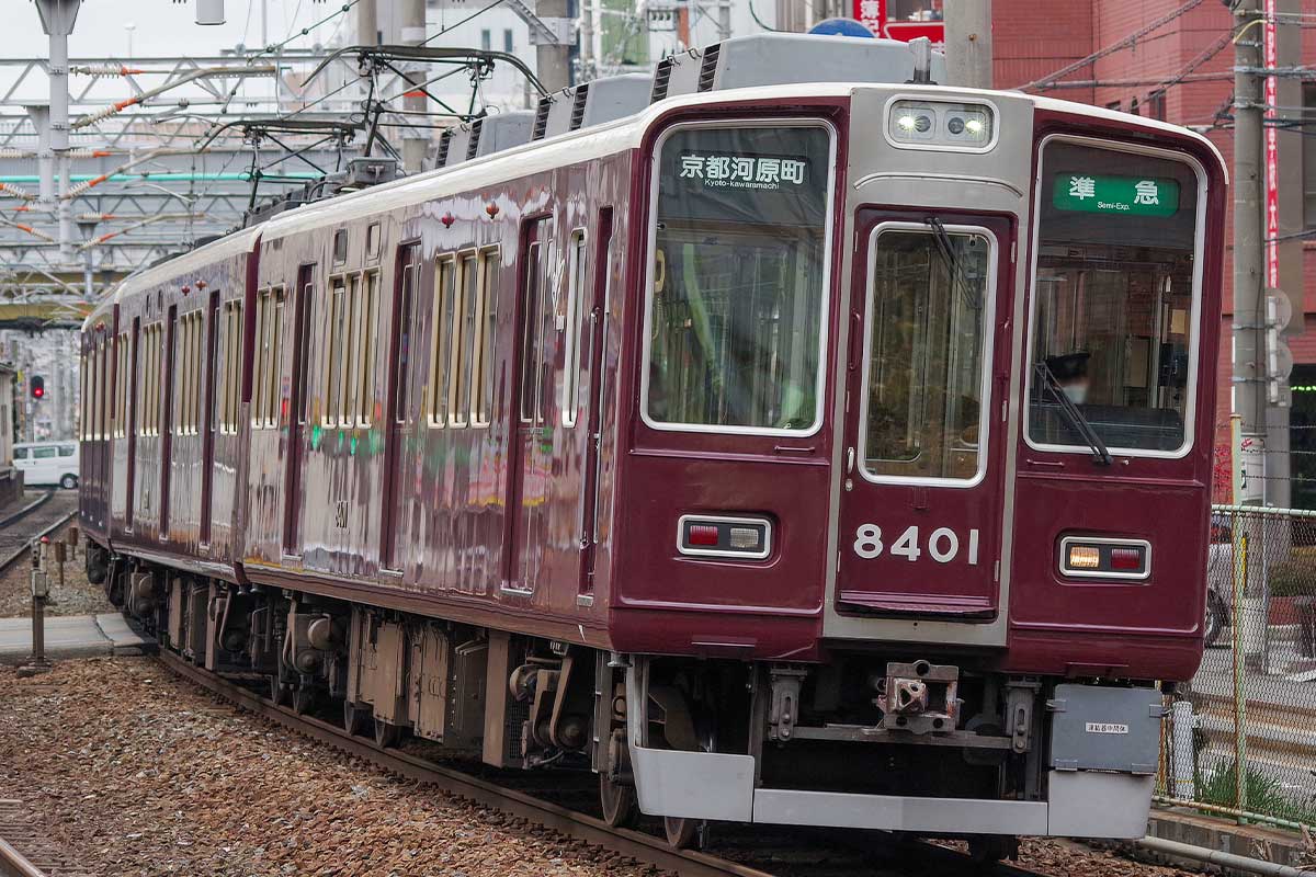 32005＞阪急8300系（1次車・白ライト）増結用先頭車2両セット（動力