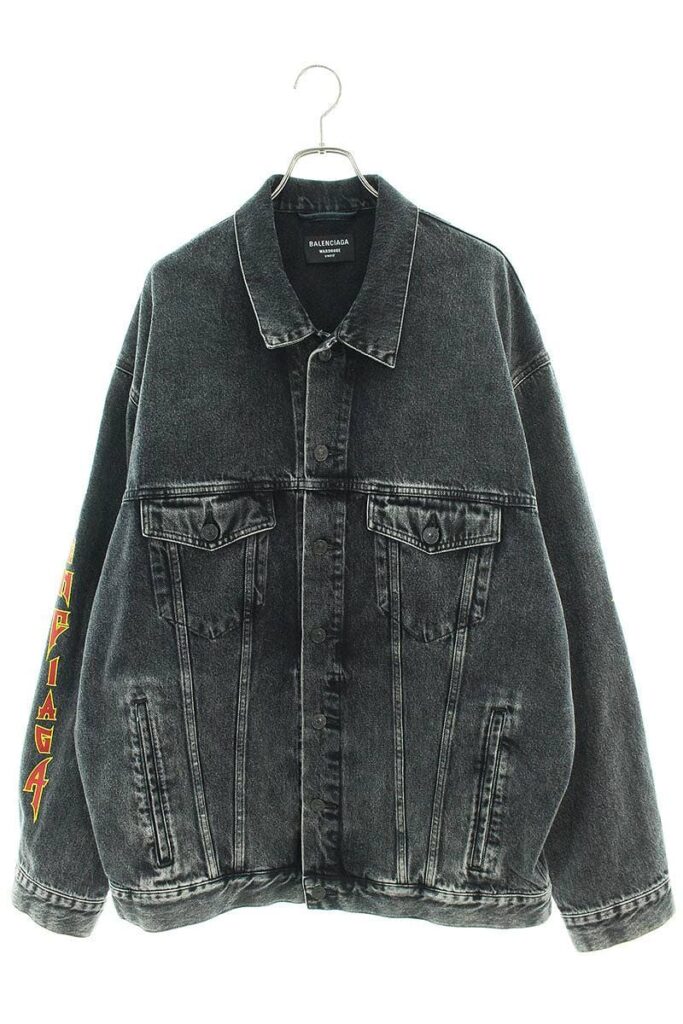 バレンシアガ BALENCIAGA 694504 TBP47 メタルロゴオーバーサイズ