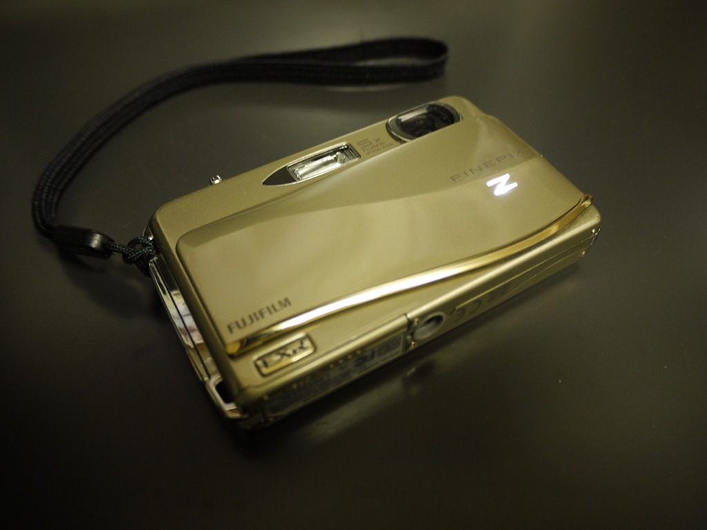 FinePix Z800EXR - ぐうたらずのーと (写真編)