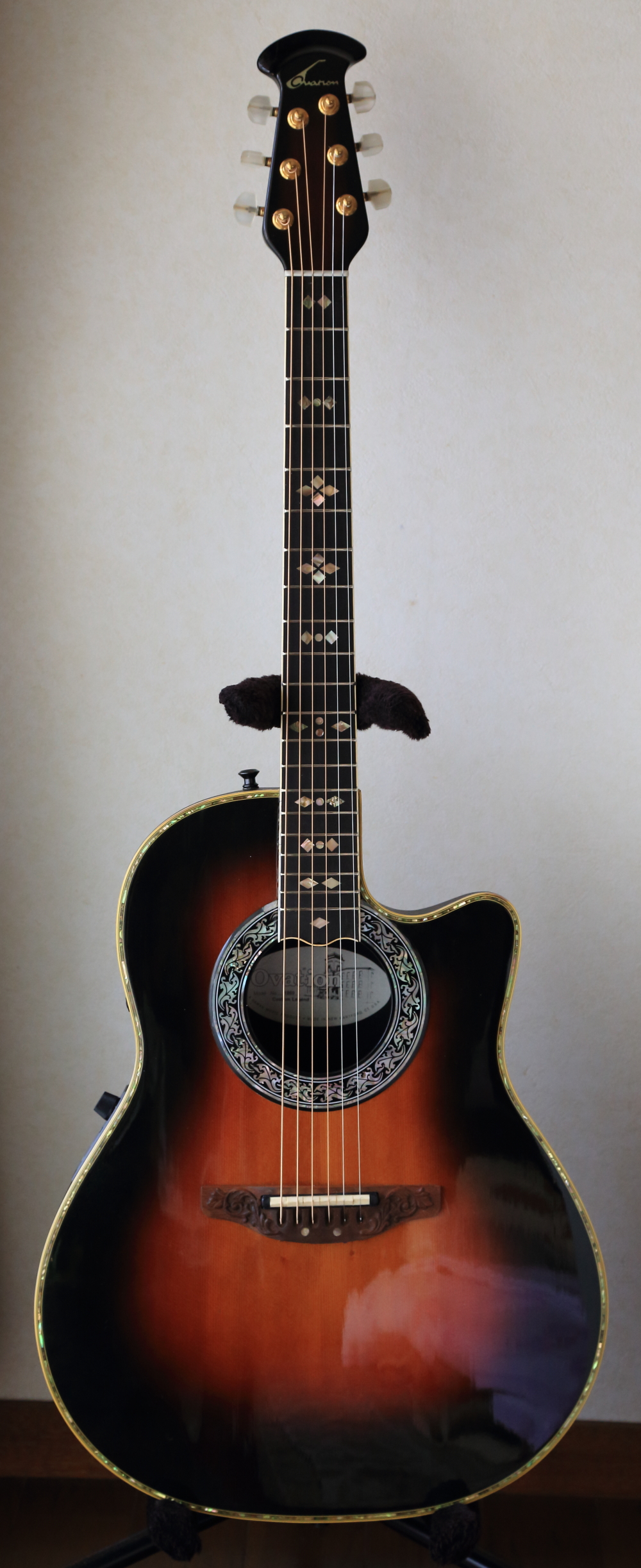 Ovation 1869 CustomLegend
