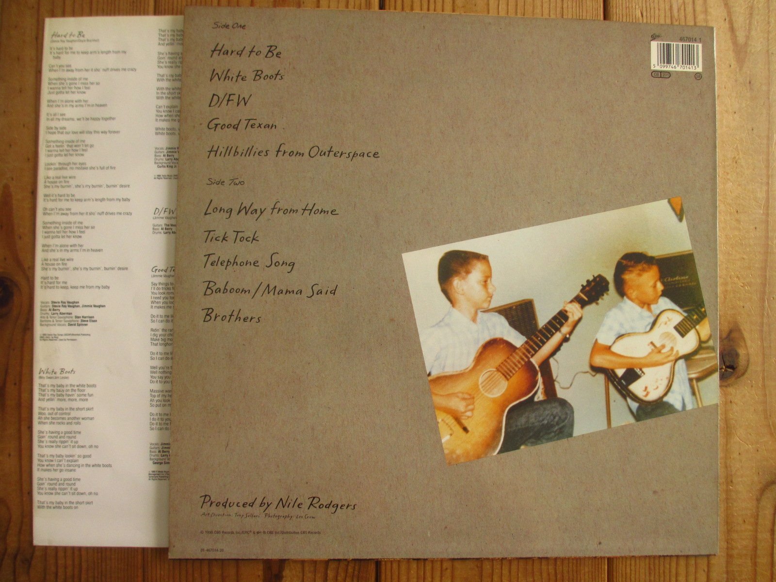 Stevie Ray Vaughan - The Vaughan Brothers / Family Style - Guitar