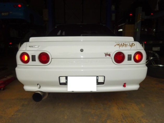スカイライン GTR BNR32 クエストジャパン LED バックランプ取付。｜車