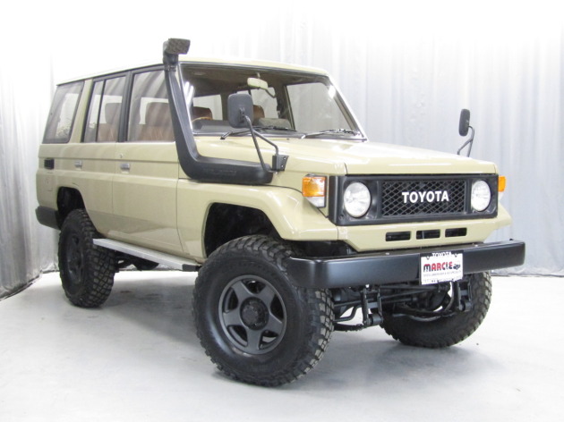 ランクル77全塗装ベージュナローボディ！前後デフロック付！ZX