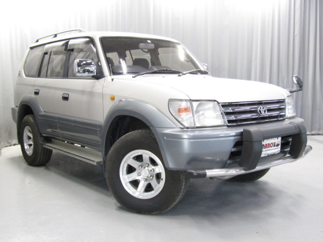 95プラドディーゼルターボ4WDオートマ！純正カラー本州仕入のサビ