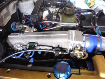 アリストJZS161にスープラJZA80サージタンクを取り付け！大容量化