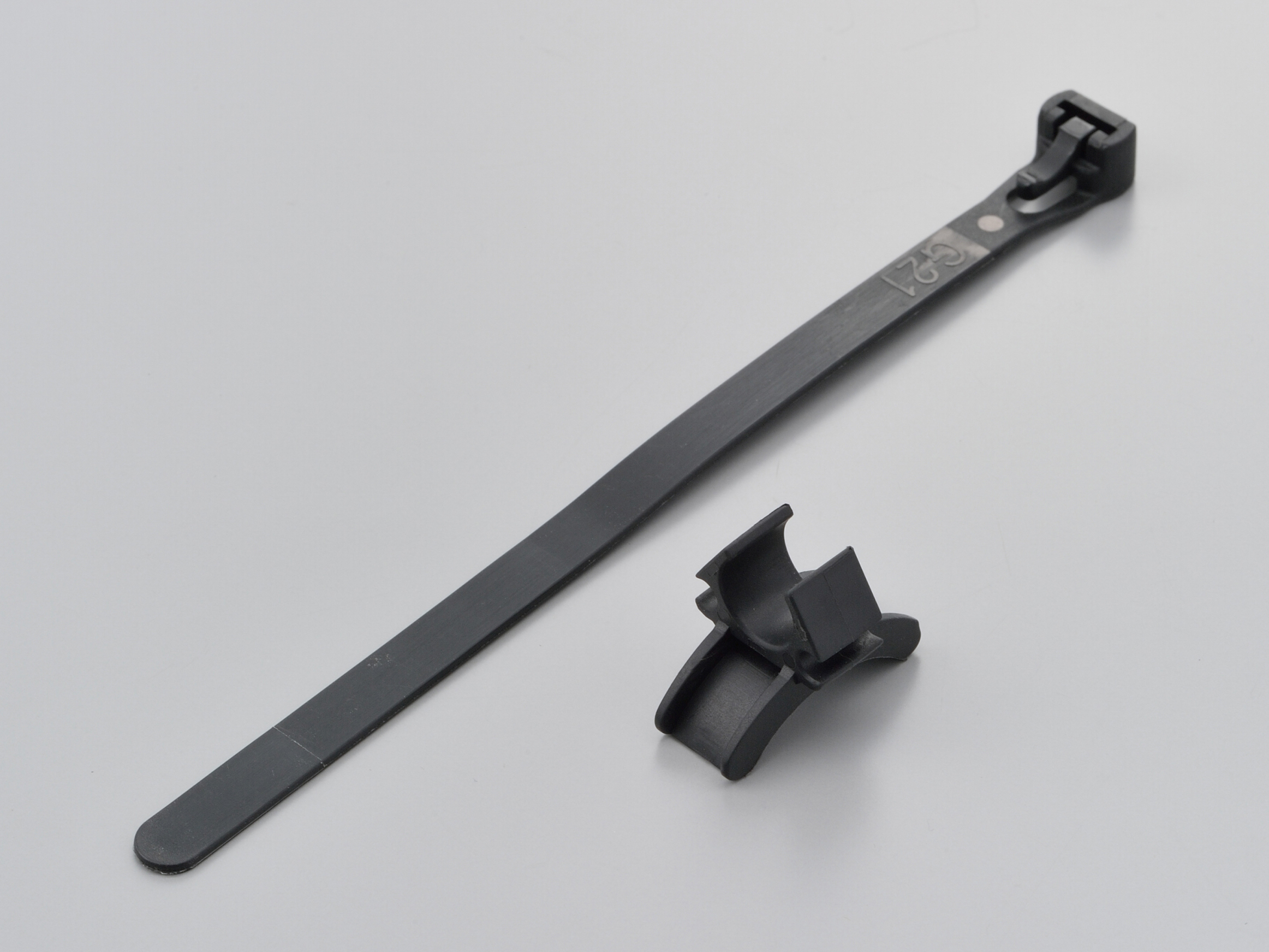 クランプ｜株式会社デイトナ