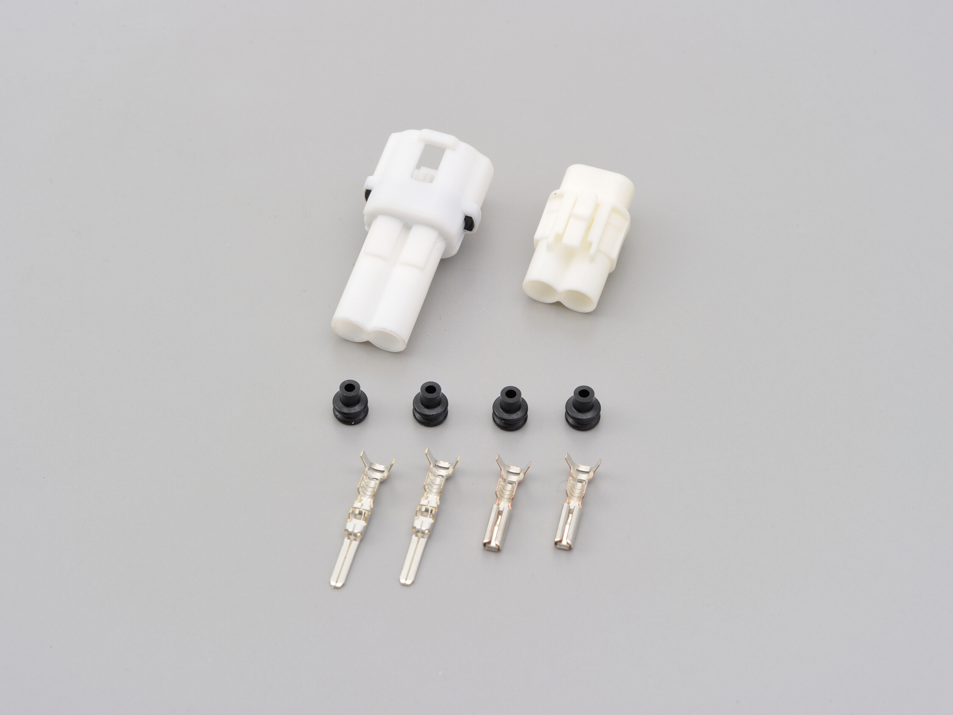 ライセンスランプカプラー 2極 （MT090型防水カプラー）｜株式会社デイトナ