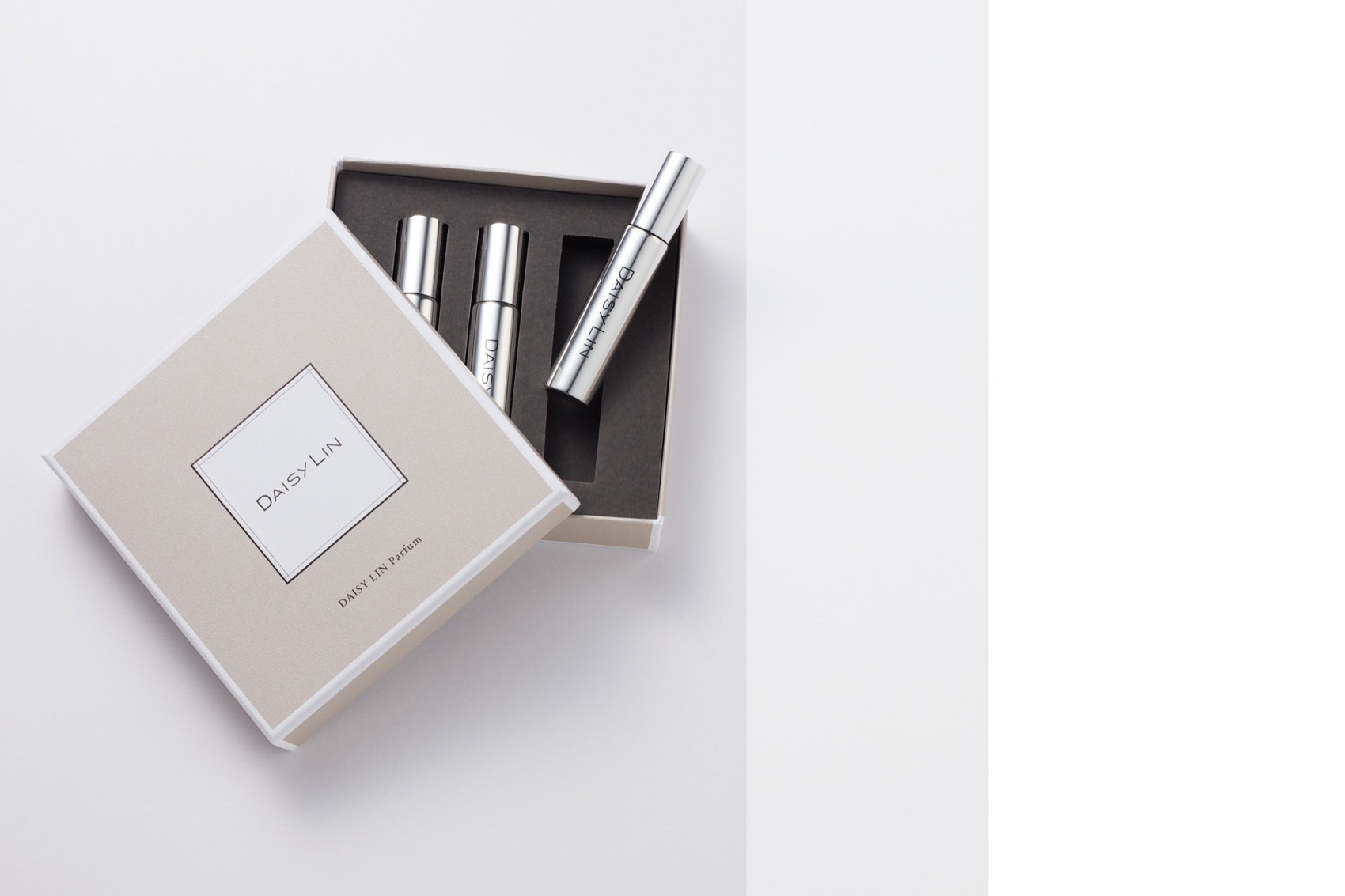 DAISY LIN | Official website and Online Boutique / DAISY LIN