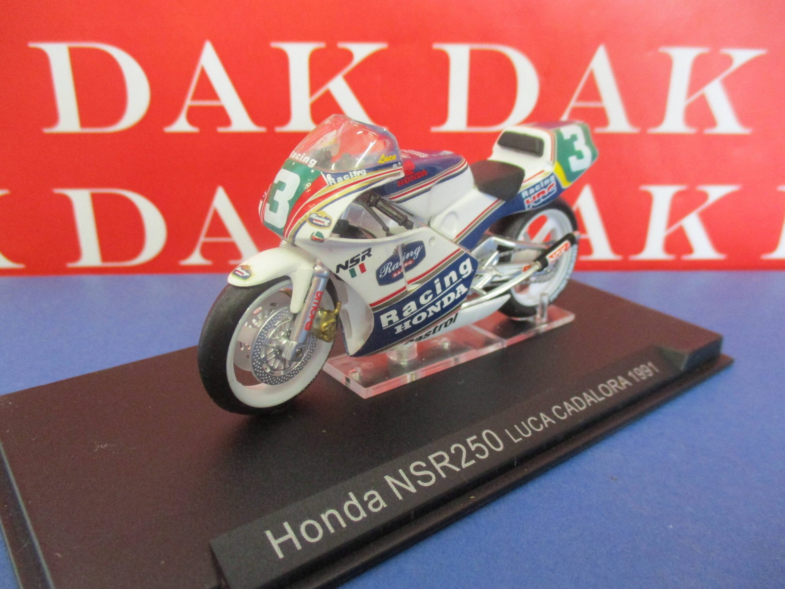 Die cast 1/24 Modellino Moto GP Honda NSR250 Luca Cadalora 1991