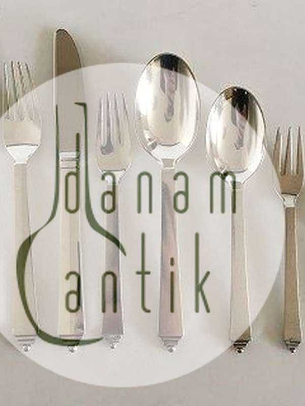 ジョージ ジェンセン スターリングシルバー ピラミッド型カトラリー