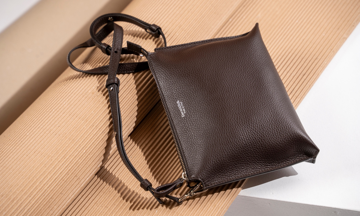 秀逸な3wayバッグ、「OTELLO SHOULDER(オテッロショルダー