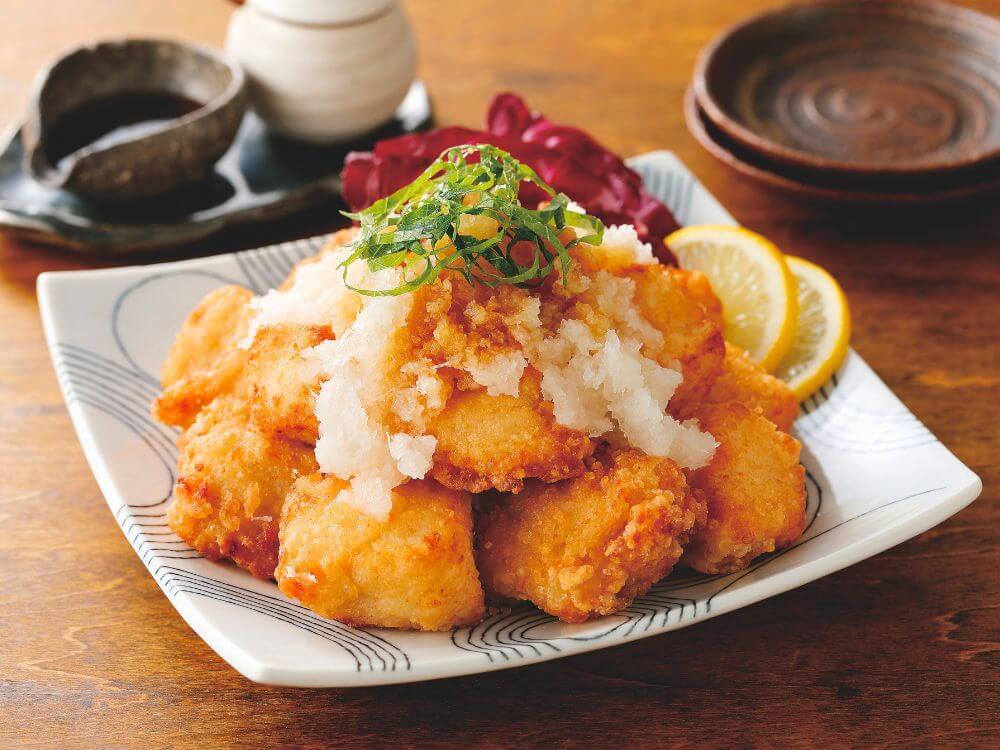 魚屋が作った あごだし鶏むね唐揚げ｜冷凍 – マルハニチロ ダイレクト