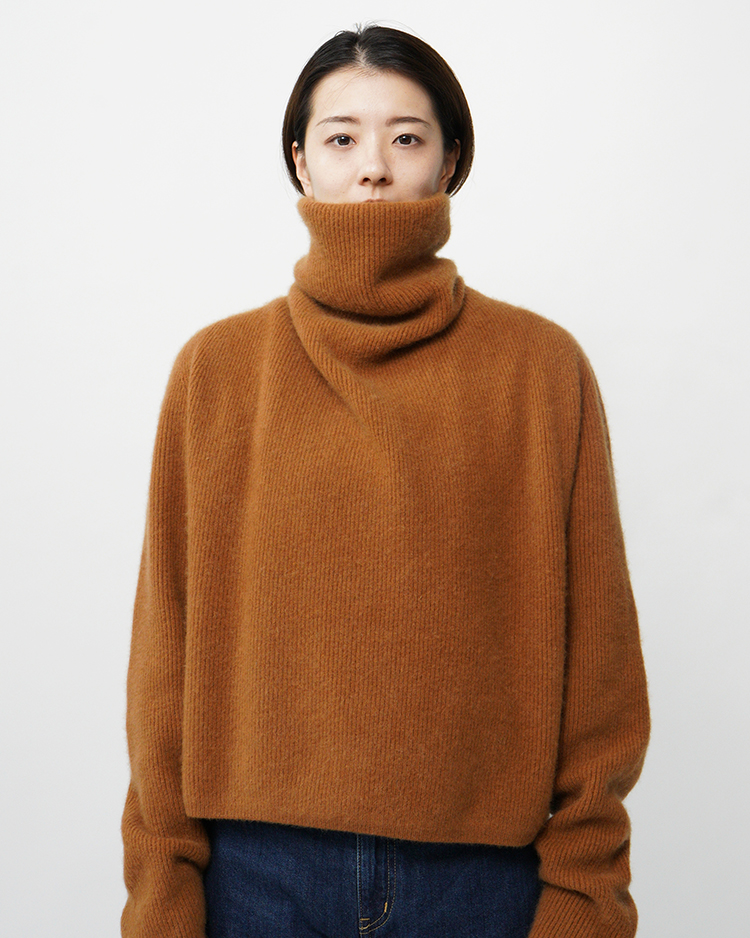 CASHMERE FOX UNIQUE TURTLE / CAMEL | BATONER (WOMEN)(バトナー